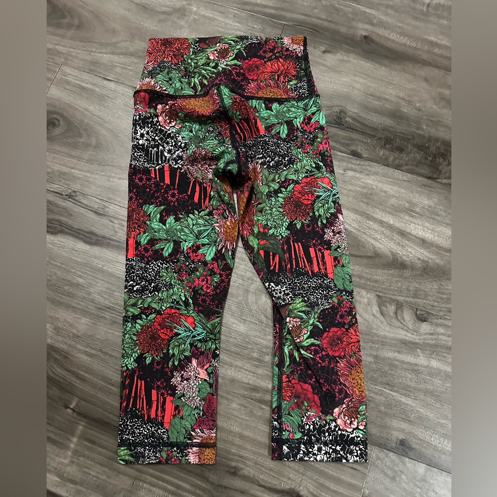 Lululemon Capri Leggings — Size 2